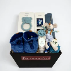 Blå barselsgave - med fine sager til babydreng