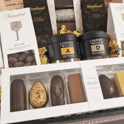 Gavekurv - Kæmpe kurv med slik, chokolade og lækkerier