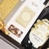 Gavekurv - ønsk tillykke med kaffe, chokolade og rødvin
