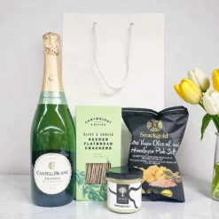 Gavepose med cava og specialiteter