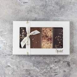 Gaveæske med fire chokoladebarer fra Xocolatl