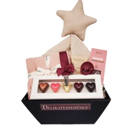 Gave til babyshower - babyforkælelse og chokolade til mor og far