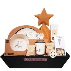 Gave til babyshower - gavekurv med forkælelse til baby, mor og far