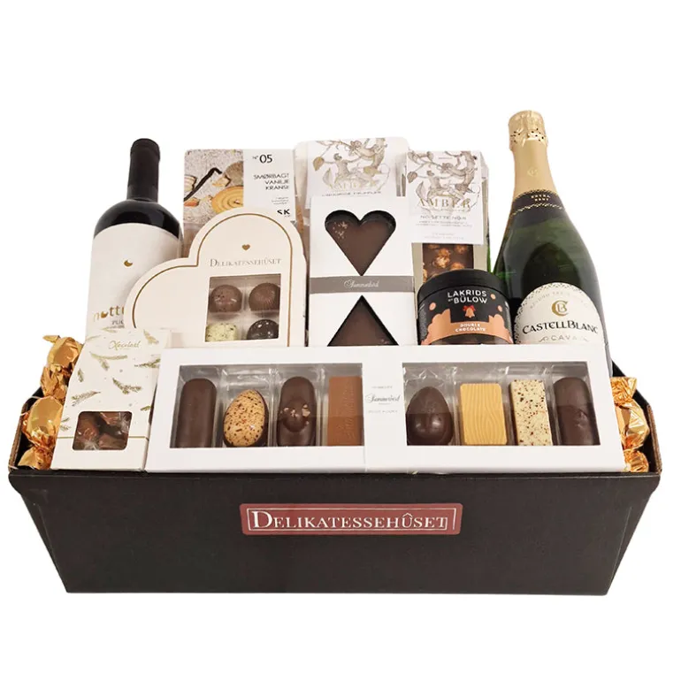 Julekurv - en elegant julegave med rødvin, nytårsbobler og chokolade