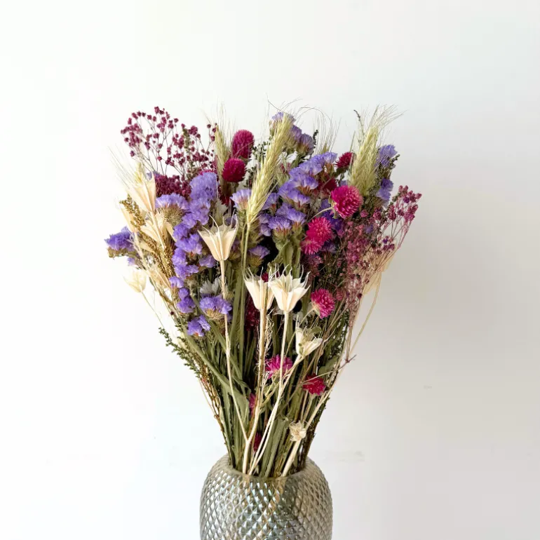 Miss Caroline – Farverig evighedsbuket med smukke blomster