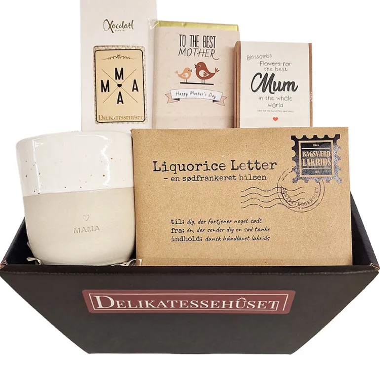 Mors dag gavekurv med kaffekop, blomsterfrø og danske delikatesser