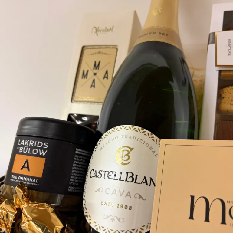 Mors Dags gave med cava, chokolade & lakrids