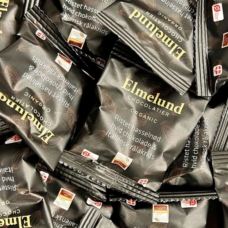 STORKØB, Hasselnødder hvid lakrids, Flowpack - Elmelund (100 stk.)