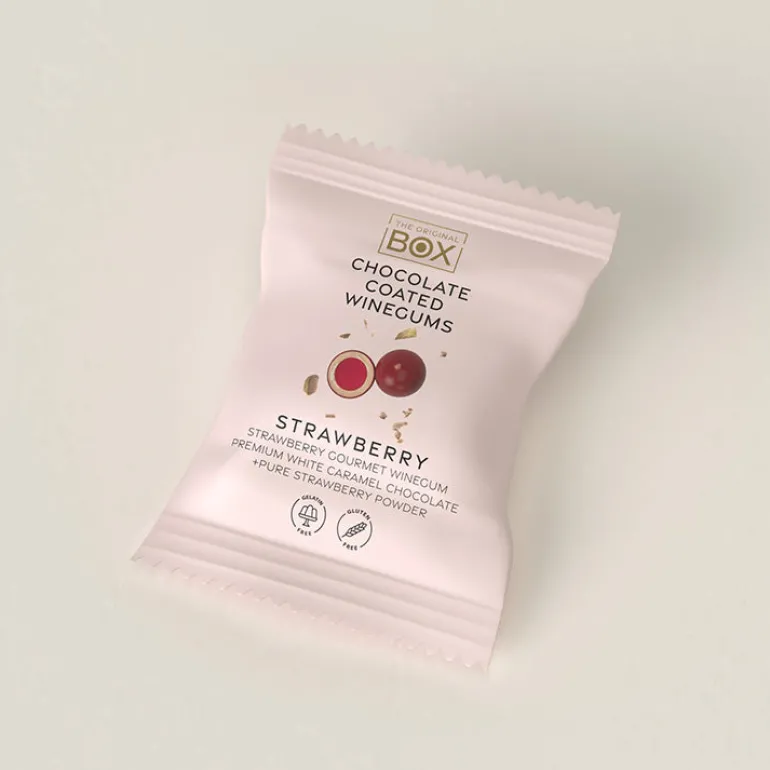 STORKØB, Vingummi med karamel chokolade og jordbær. Flowpack - Box the original (50 stk.)