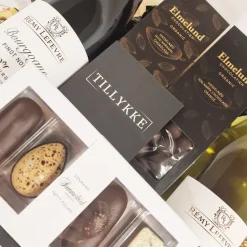 Tillykke' gavekurv med Bourgogne vin, nødder & chokolade